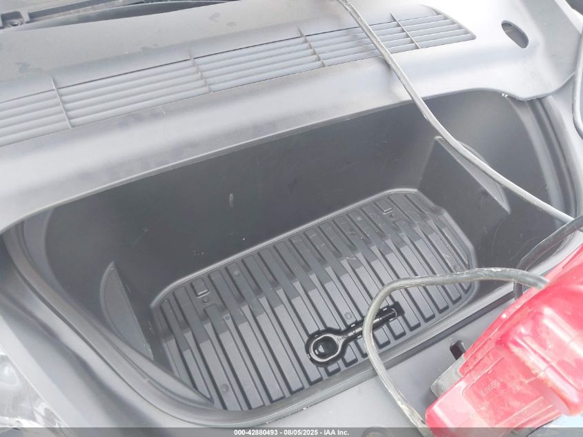 2023 Tesla Model Y Rwd VIN: 7SAYGDED6PF945373 Lot: 42880493