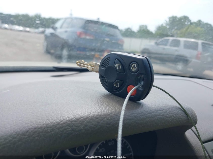 2008 Ford Fusion Se VIN: 3FAHP07Z38R102090 Lot: 42880768