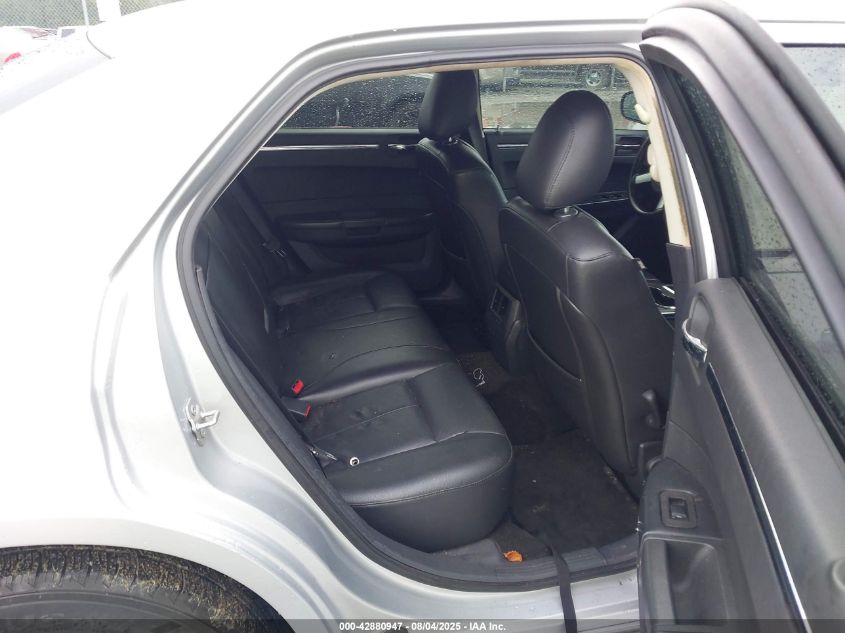 2008 Chrysler 300 Touring VIN: 2C3LK53G58H329933 Lot: 42880947