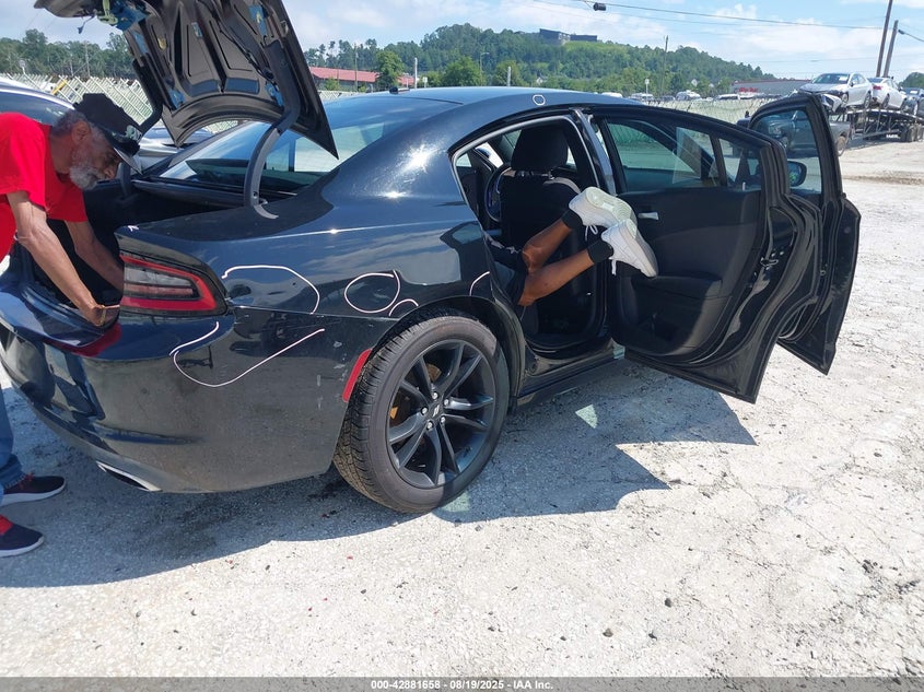Vin: 2c3cdxbg9hh525350, lot: 43375327, dodge charger se rwd 20174