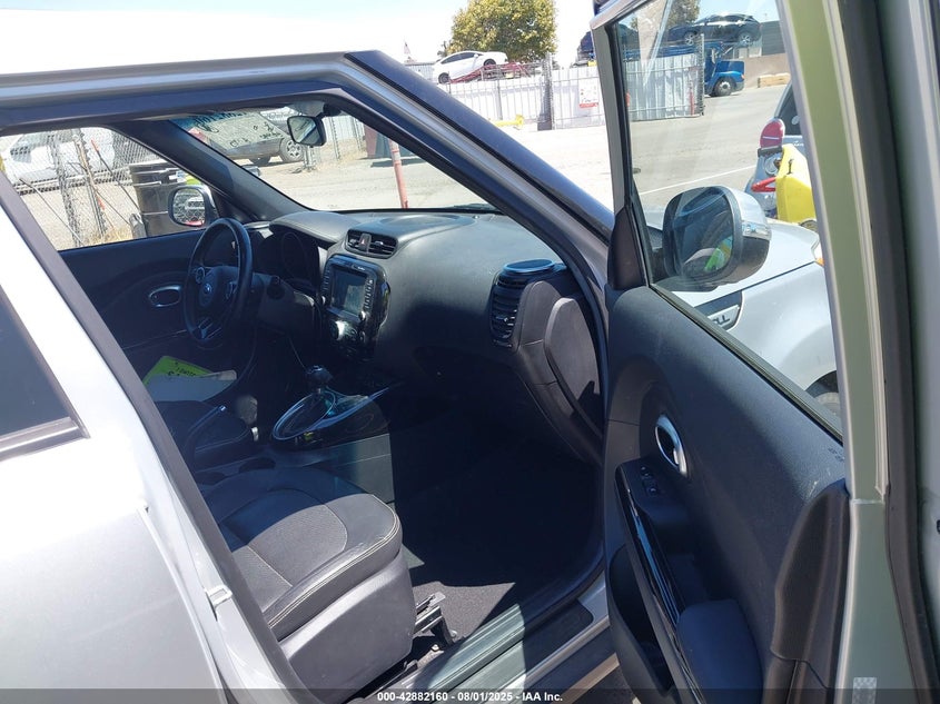 2014 Kia Soul + VIN: KNDJP3A58E7733892 Lot: 42882160