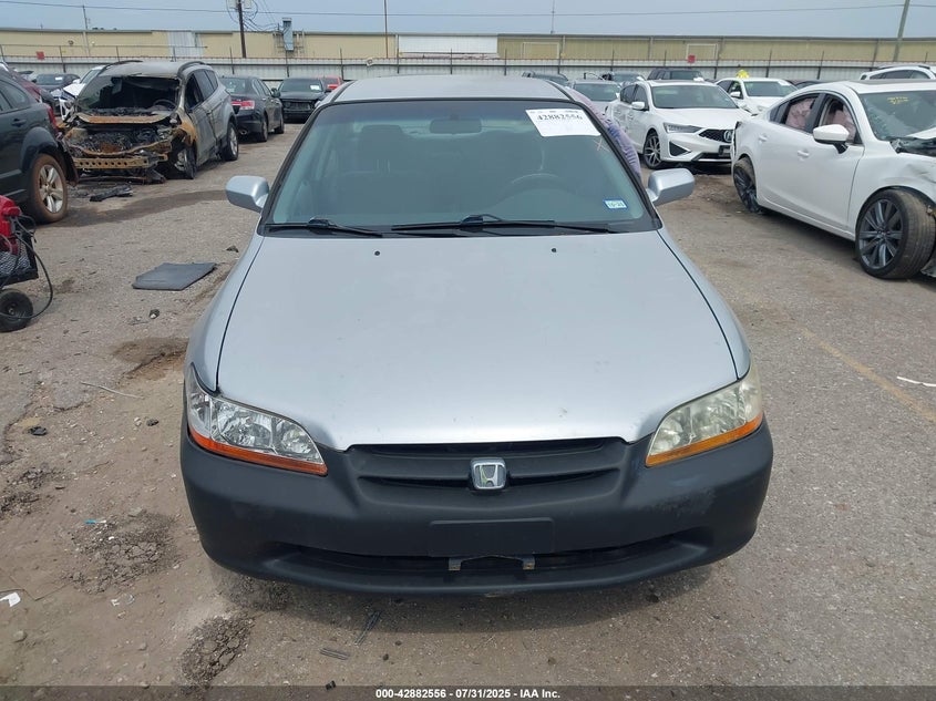 1998 Honda Accord Lx VIN: 1HGCG5647WA140874 Lot: 42882556