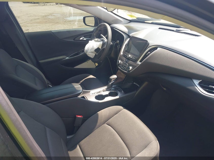 2022 CHEVROLET MALIBU FWD LT - 1G1ZD5STXNF138514