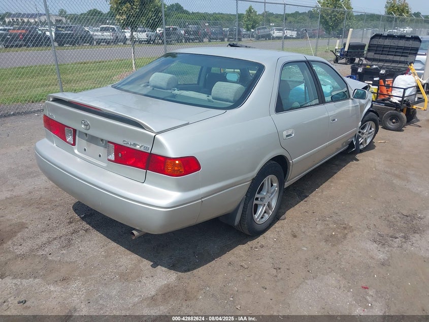 4T1BG22K61U087634 2001 TOYOTA CAMRY photo no. 4