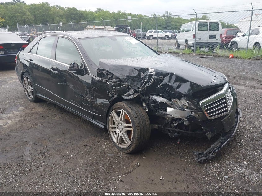 WDDHF8HB1AA135933 2010 Mercedes-Benz E 350 4Matic auction photo 1