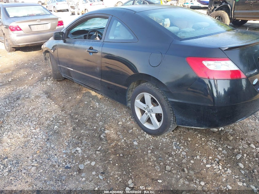2HGFG12878H573033 2008 HONDA CIVIC photo no. 3
