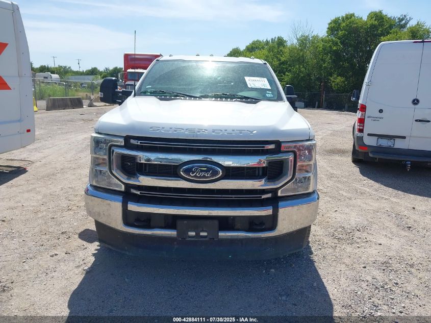 2022 Ford F-350 Chassis - 1FD8W3HT5NEF12456