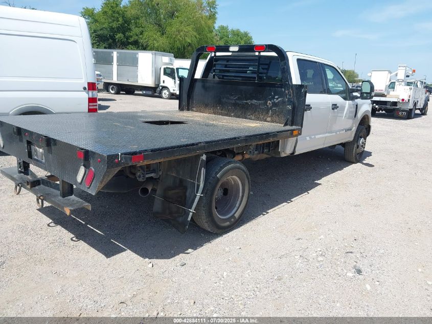 2022 Ford F-350 Chassis - 1FD8W3HT5NEF12456