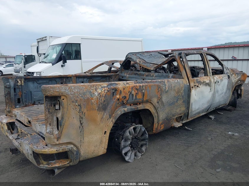 1GT49WEY5LF256094 2020 GMC SIERRA photo no. 3