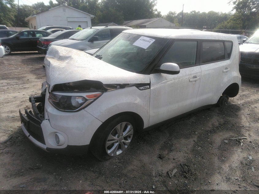 2018 Kia Soul + VIN: KNDJP3A56J7608223 Lot: 42884491