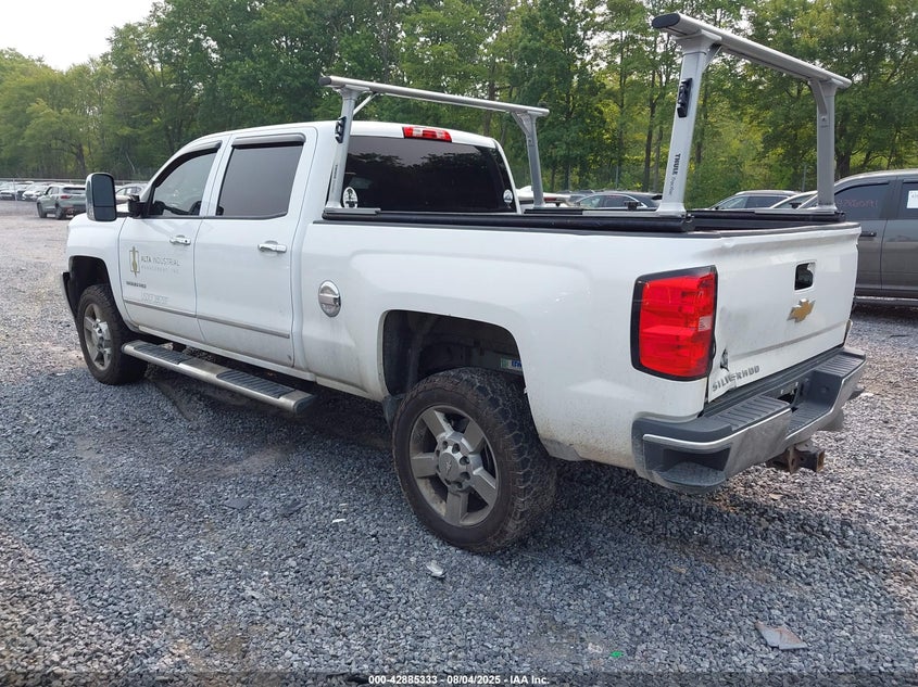2015 CHEVROLET SILVERADO 2500HD auction photo 3