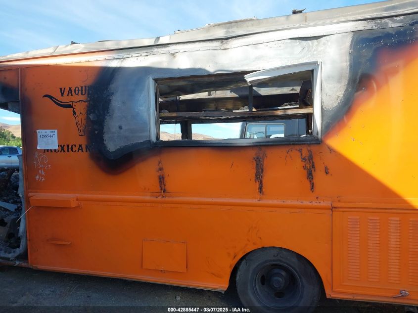 1994 GMC Forward Control Chassis P3500 VIN: 1GDHP32K0R3500049 Lot: 42885447