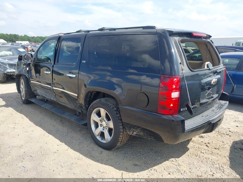 1GNSKKE33BR316466 2011 CHEVROLET EXPRESS photo no. 3