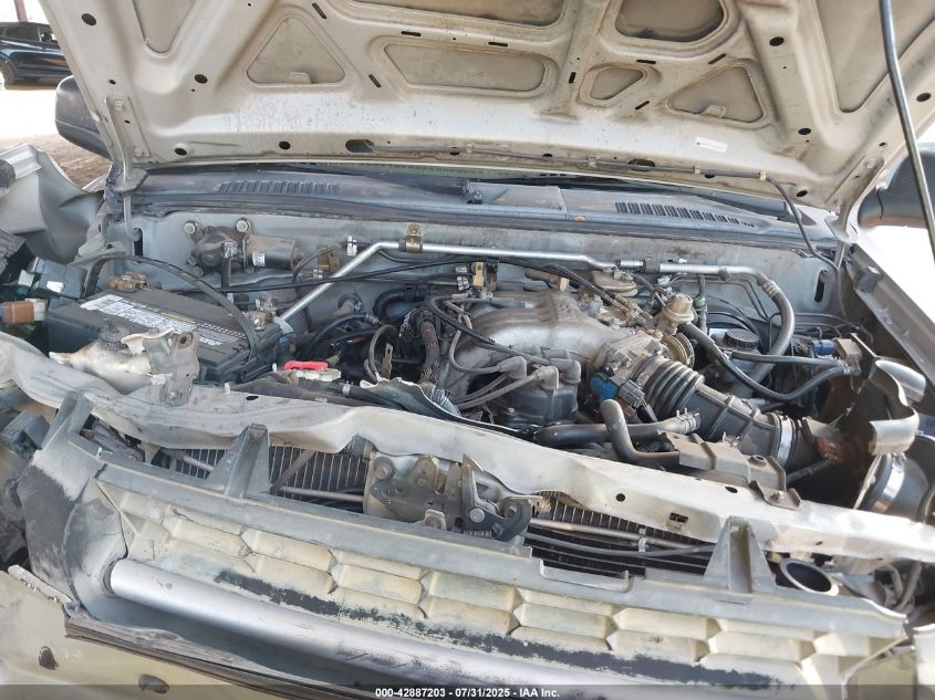 2004 Nissan Xterra Xe VIN: 5N1ED28TX4C644674 Lot: 42887203