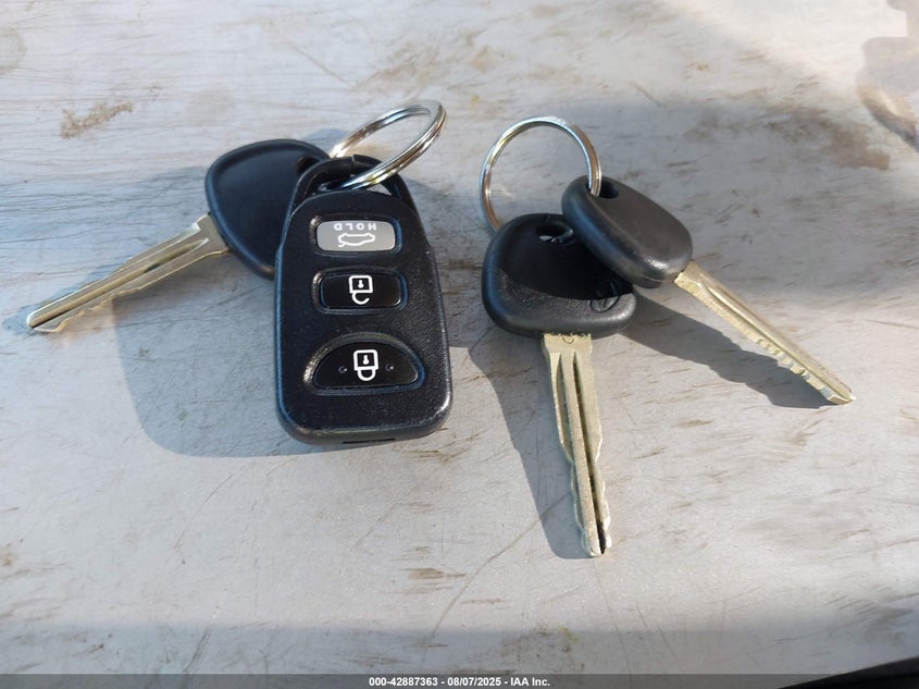 5NPDH4AE7GH794939 2016 HYUNDAI ELANTRA photo no. 11