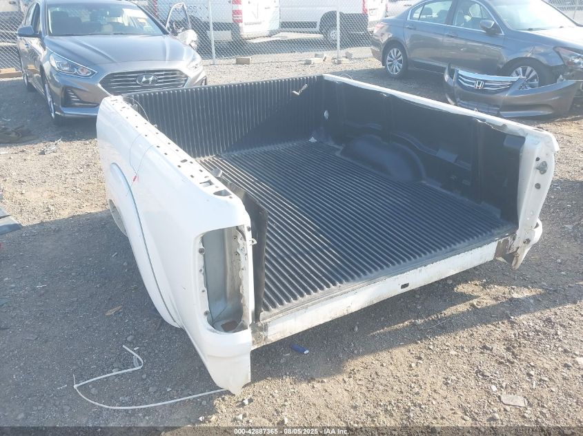 2005 Toyota Tundra Limited V8 VIN: 5TBDT48145S466587 Lot: 42887365