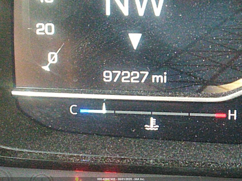 2022 GMC Yukon XL - 1GKS2JKL3NR161093