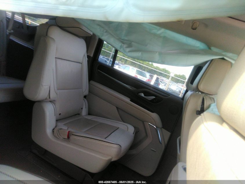 2022 GMC Yukon XL - 1GKS2JKL3NR161093