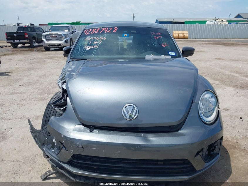 2017 Volkswagen Beetle 1.8 #PINKBEETLE 1.8T CLASSIC 1.8T S Gray Lot 111042887428 Vin 3VWF17AT3HM606021