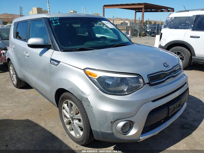 2019 Kia Soul + VIN: KNDJP3A53K7698884 Lot: 42887610