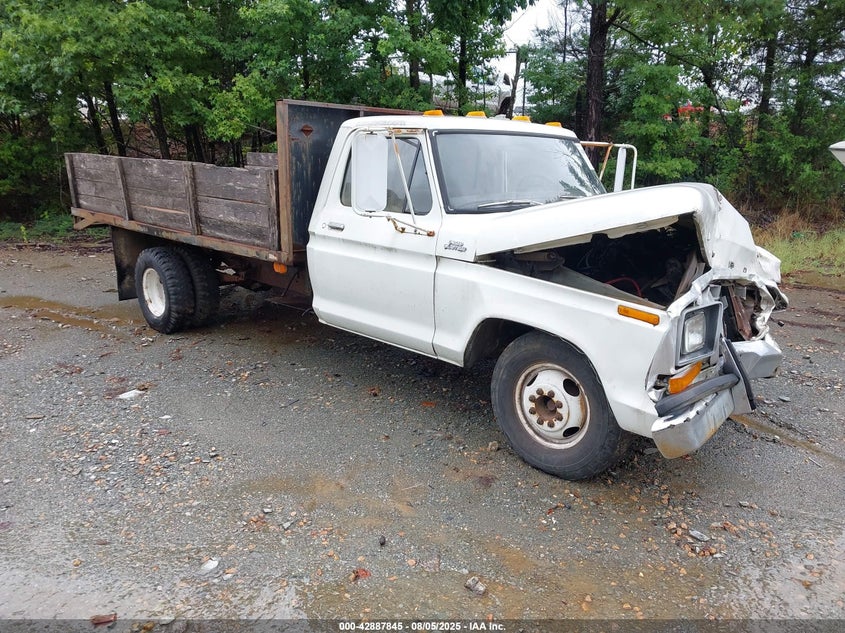 1979 FORD 1 TON DUMP BED