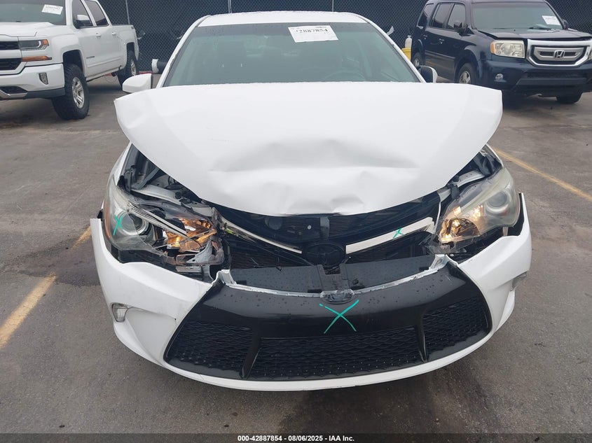 2015 Toyota Camry Se VIN: 4T1BF1FK2FU077584 Lot: 42887854