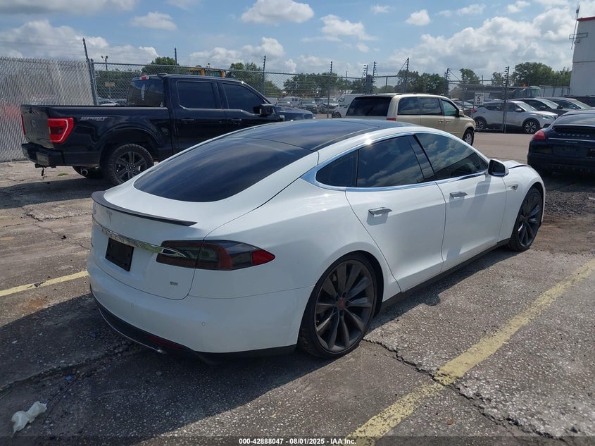 Vin: 5yjsa1cnxdfp20755, lot: 43381716, tesla model s 20134