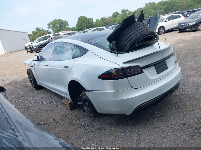 2022 Tesla Model S Plaid Tri Motor All-Wheel Drive white hatchback electric 5YJSA1E62NF474033 photo #4