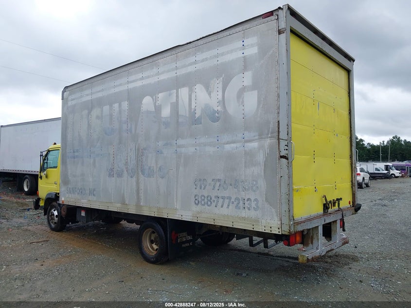 JNAUZV1J1XA550200 1999 NISSAN  photo no. 3