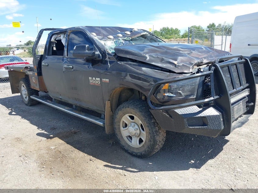3C63R3GJ6HG661551 2017 Ram 3500 Tradesman 4X4 8' Box auction photo 1