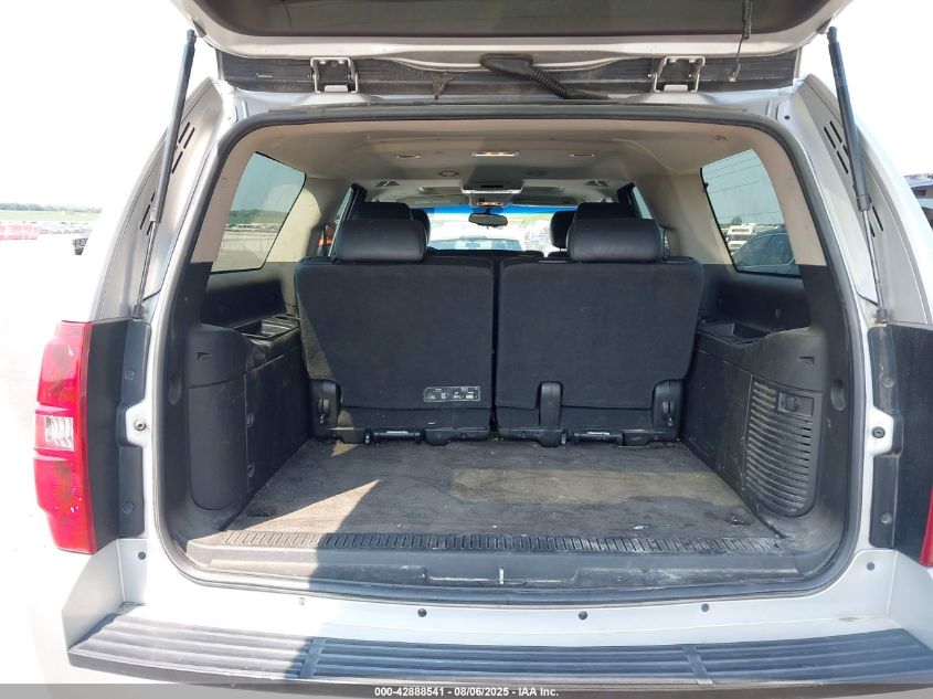 2011 Chevrolet Suburban 1500 Lt1 VIN: 1GNSKJE33BR211629 Lot: 42888541