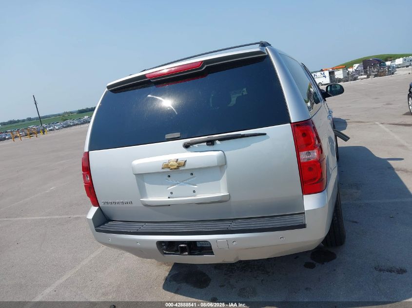 2011 Chevrolet Suburban 1500 Lt1 VIN: 1GNSKJE33BR211629 Lot: 42888541
