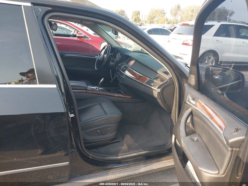 5UXFE83578L165554 2008 BMW X5 photo no. 5