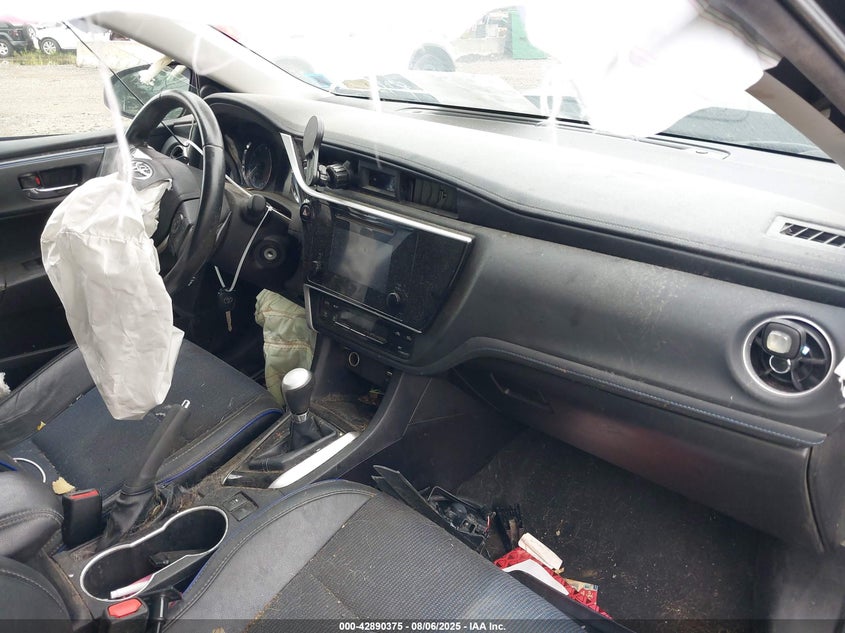 2019 TOYOTA COROLLA SE - 2T1BURHE0KC160325