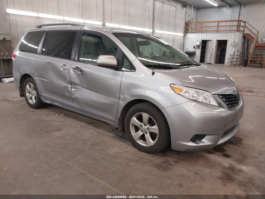 5TDKK3DC2CS265495 2012 Toyota Sienna Le V6 8 Passenger auction photo 1
