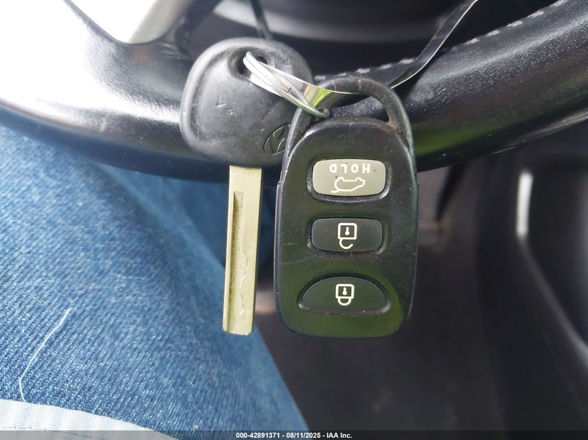 2017 HYUNDAI VELOSTER - KMHTC6AD6HU306130