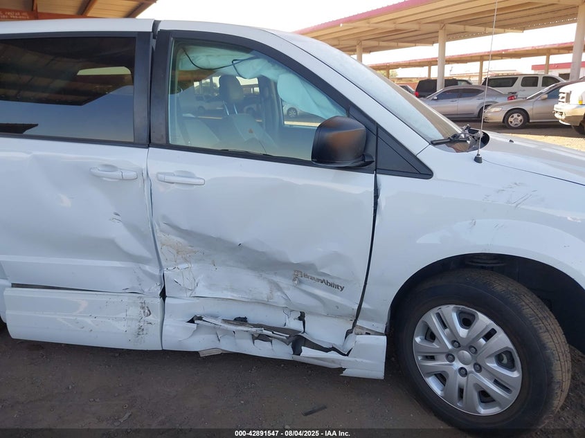 2018 DODGE GRAND CARAVAN auction photo 6