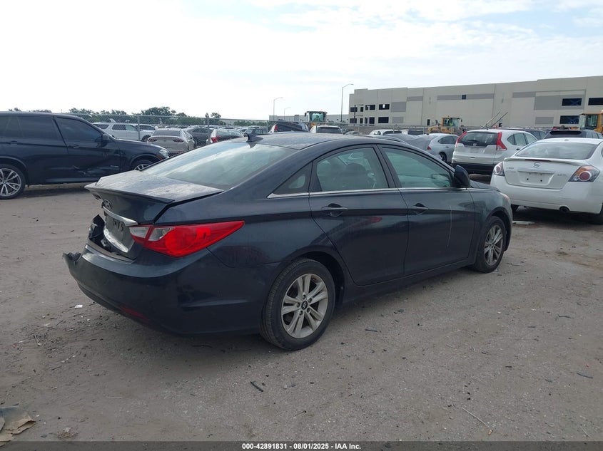 2013 HYUNDAI SONATA GLS - 5NPEB4AC5DH572822