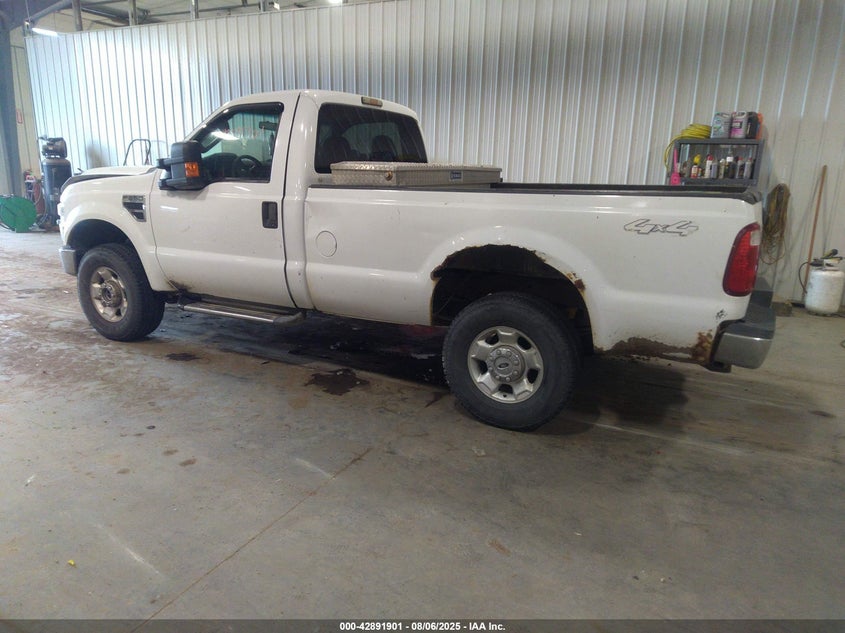 1FTNF2B57AEA03734 2010 FORD F250 photo no. 3