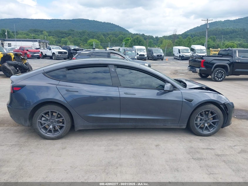 2023 Tesla Model 3 Long Range Dual Motor All-Wheel Drive VIN: 5YJ3E1EB3PF633554 Lot: 42892277