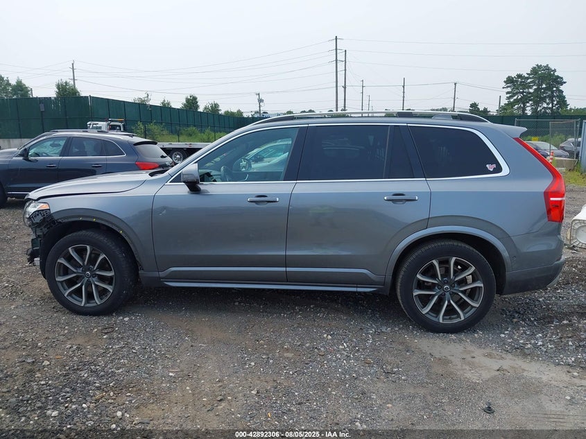 2017 VOLVO XC90 T6 MOMENTUM - YV4A22PK5H1134362