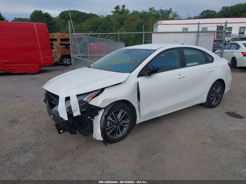 2023 Kia Forte Lxs VIN: 3KPF24AD9PE694623 Lot: 42892444