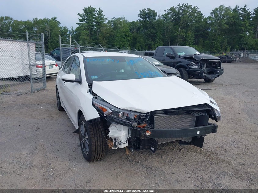 2023 Kia Forte Lxs VIN: 3KPF24AD9PE694623 Lot: 42892444