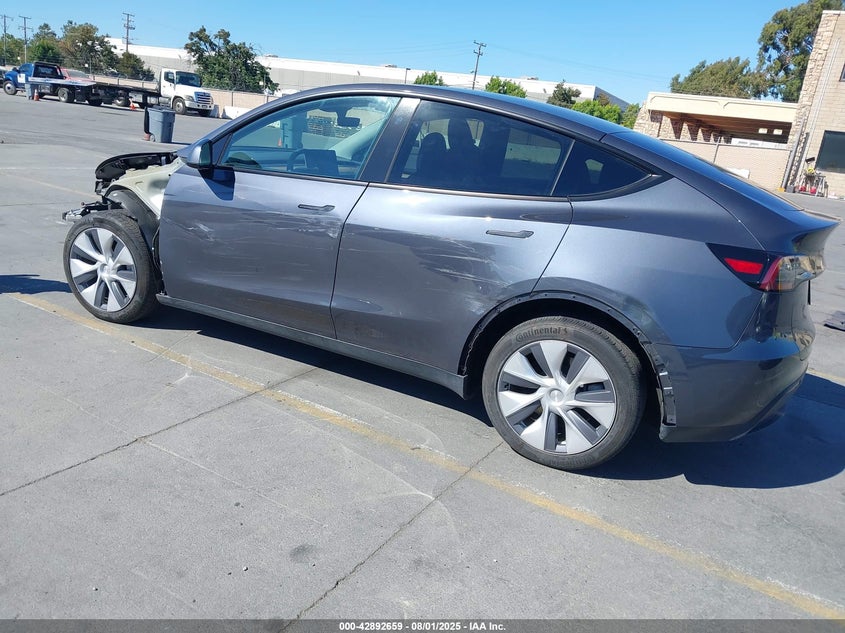 2023 Tesla Model y Awd long Range Dual Motor All-wheel Drive Grey Lot 111042892659 Vin 7SAYGDEE4PF935997