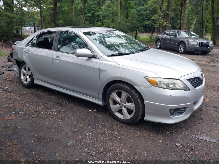 4T1BF3EK6BU759956 2011 Toyota Camry Se auction photo 1
