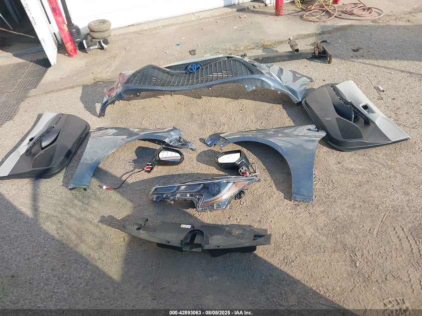 2022 TOYOTA COROLLA HYBRID LE - JTDEAMDE7NJ052145