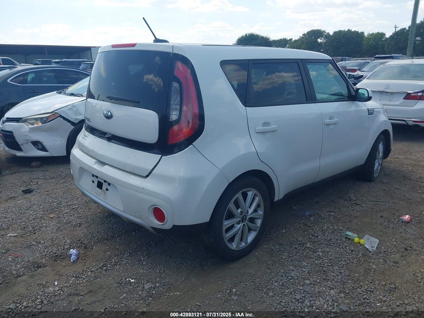 2018 Kia Soul + VIN: KNDJP3A57J7537257 Lot: 42893121