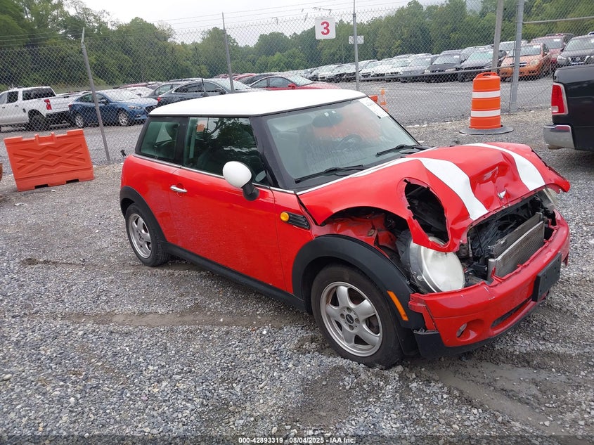 WMWMF3C58ATZ22604 2010 Mini Cooper auction photo 1
