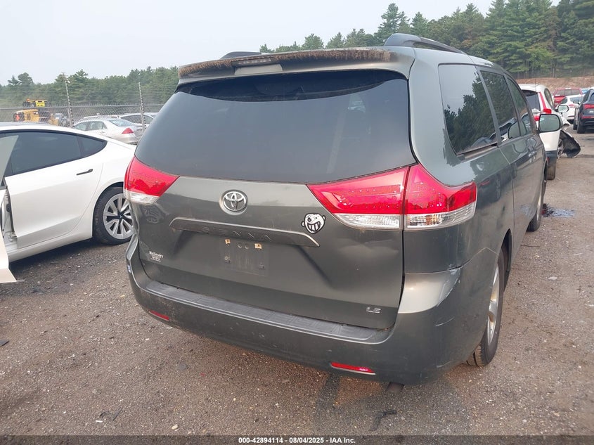 2011 Toyota Sienna Le VIN: 5TDKK3DC8BS142878 Lot: 42894114
