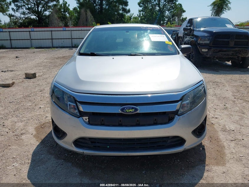 2012 Ford Fusion S VIN: 3FAHP0GA9CR113100 Lot: 42894311
